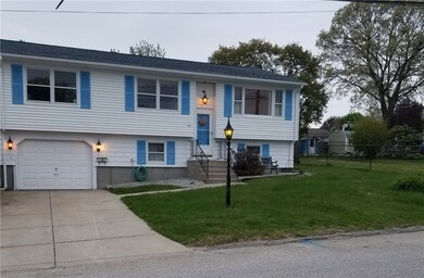 242 Macklin St, Cranston, RI 02920 - photo 4