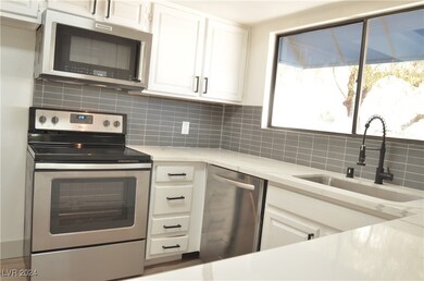 2615 Red Rock St unit 101, Las Vegas, NV 89146 - photo 6