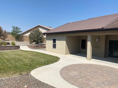 6454 Castle Rock Cir, Farmington, NM 87402 - photo 4