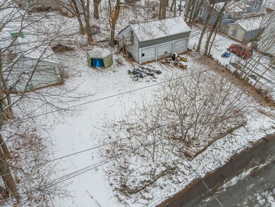 27 Spofford St, Claremont, NH 03743 - photo 3