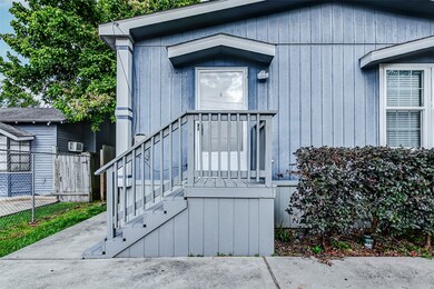 11313 Delman St, Houston, TX 77093 - photo 4