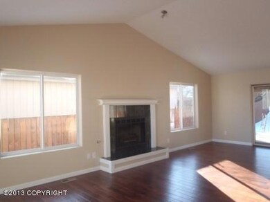 Large Living Room with Gas Fireplace
