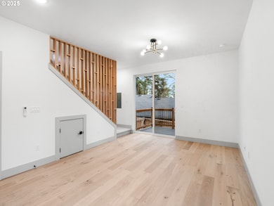 5211 SW Vacuna St, Portland, OR 97219 - photo 6