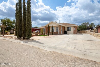 336 Barrel Cactus Dr, Horizon City, TX 79928 - photo 5