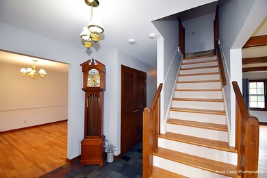 819 Mandrake Dr, Batavia, IL 60510 - photo 3