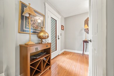 1053 Goldfinch Rd, Columbus, IN 47203 - photo 6