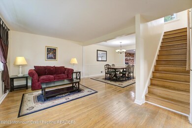 04-Living Room