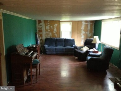 4555 E Campbell Rd, Pennsburg, PA 18073 - photo 6