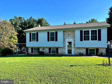 29517 Jennifer Dr, Mechanicsville, MD 20659 - photo 2