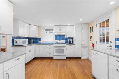 21 Asselin St, Warren, RI 02885 - photo 7