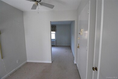 16 Wainwright Ave unit 2B, Yonkers, NY 10710 - photo 3