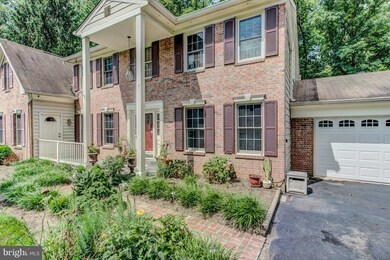 12221 Folkstone Dr, Herndon, VA 20171 - photo 2