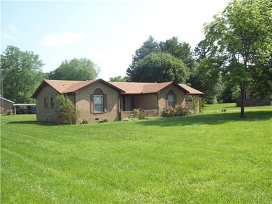 281 Doak Rd, Manchester, TN 37355 - photo 2