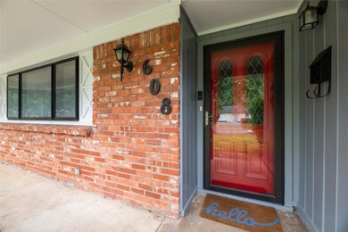 608 Post Oak Dr, Hurst, TX 76053 - photo 3