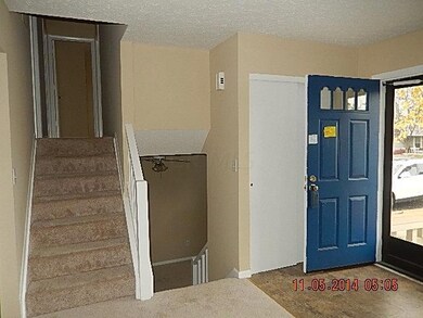 1113 Pacific Ct entry