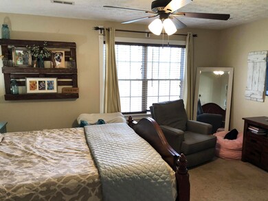 B1D17337-2891-4380-9BDE-00931ECE4CCC