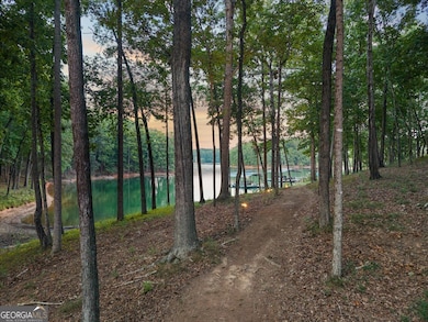 6680 Woodlake Dr, Flowery Branch, GA 30542 - photo 4