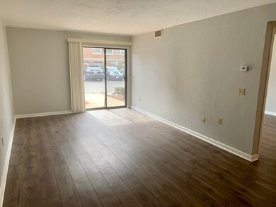 327 Plantation St unit 303, Worcester, MA 01604 - photo 5