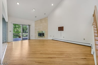 53 Ponds Cir, Wayne, NJ 07470 - photo 6