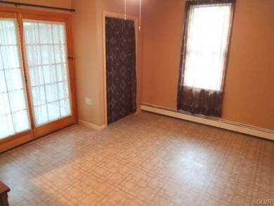 4339 Spruce St, Whitehall, PA 18052 - photo 5