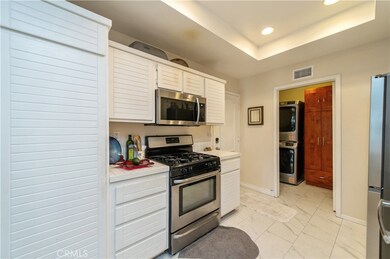 74 Lehigh Aisle unit 82, Irvine, CA 92612 - photo 6