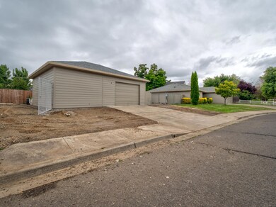 622 E Archwood Dr Finals (30 of 37)