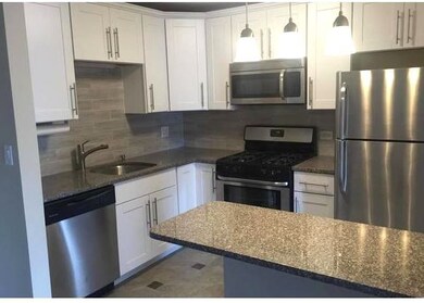 3531 Central Rd unit 201, Glenview, IL 60025 - photo 7