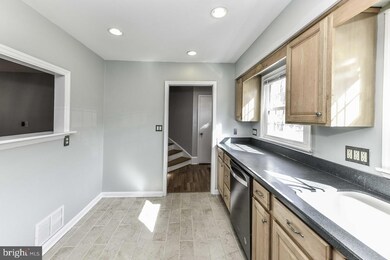 5910 Prince James Dr unit 74, Springfield, VA 22152 - photo 4