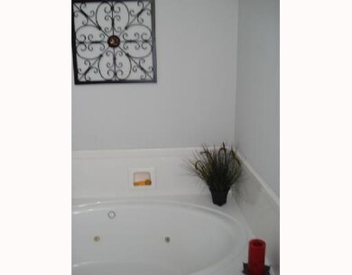 Master Bath/Spa.