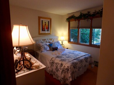 3 N Meadow Ln, Oak Bluffs, MA 02557 - photo 5