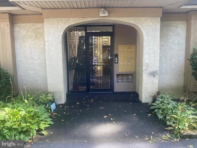 107 S Lansdowne Ave unit 101, Lansdowne, PA 19050 - photo 5