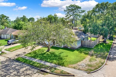 16802 David Glen Dr, Friendswood, TX 77546 - photo 3