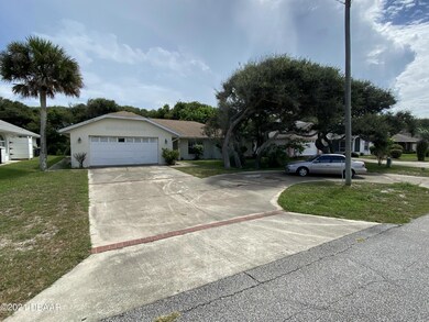 827 E 7th Ave, New Smyrna Beach, FL 32169 - photo 2