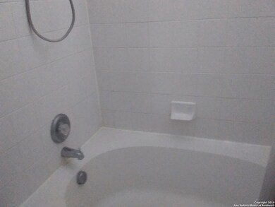 9622 Palomino Path, San Antonio, TX 78254 - photo 5