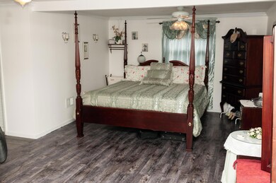 3755 Eisenhower Rd, Columbus, OH 43224 - photo 5