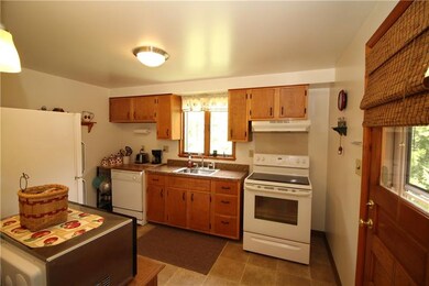 Spacious 12x10 Kitchen w/ Plenty of Wood Cabinets 