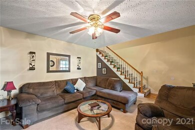 190 Millstone Dr, Statesville, NC 28625 - photo 7