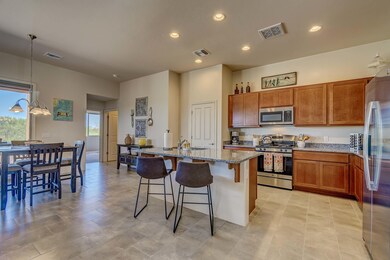 Open Kitchen/Dining