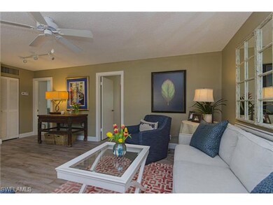 566 Broad Ave S unit 566, Naples, FL 34102 - photo 2