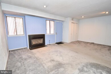 56 Trowbridge Ln unit DD, Clementon, NJ 08021 - photo 2