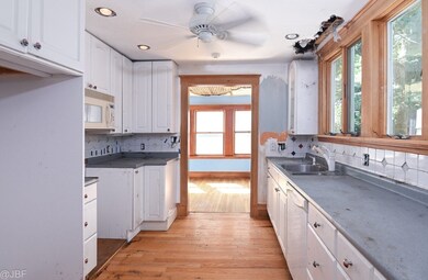 7 Rambler Rd, Jamaica Plain, MA 02130 - photo 4