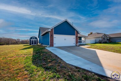 3903 SW 40th Terrace, Topeka, KS 66610 - photo 3