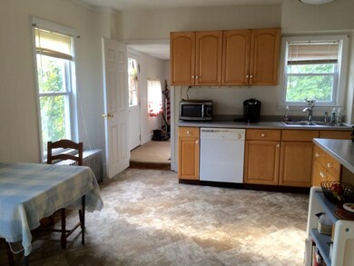 2 Hardy Ct unit 2L, Derry, NH 03038 - photo 6