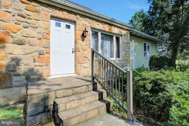 2521 Scotland Rd, Chambersburg, PA 17201 - photo 3