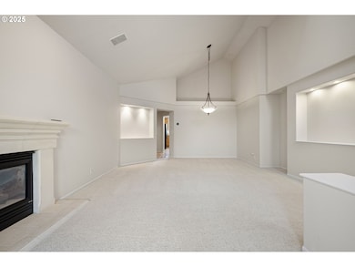 4053 Sabrena Ave, Eugene, OR 97404 - photo 6