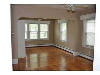 15 Etta St, Warwick, RI 02889 - photo 4