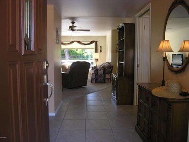 10021 W Tarrytown Ave, Sun City, AZ 85351 - photo 4