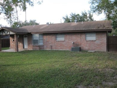 1107 W 5th St, Weslaco, TX 78596 - photo 5
