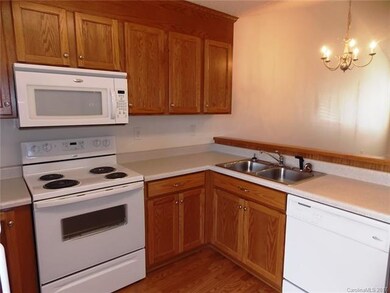 927 Barracuda Loop, Statesville, NC 28677 - photo 5