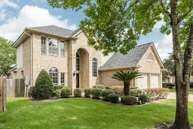 1478 Garden Lakes Dr, Friendswood, TX 77546 - photo 2